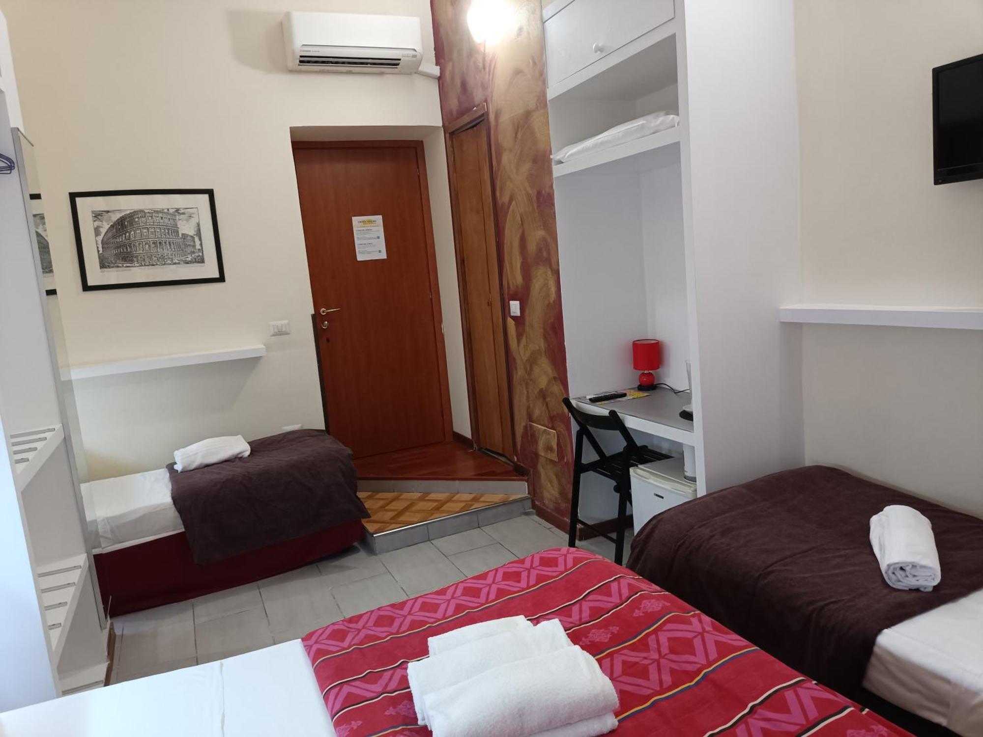 Enjoy Roma Bed & Breakfast Bagian luar foto