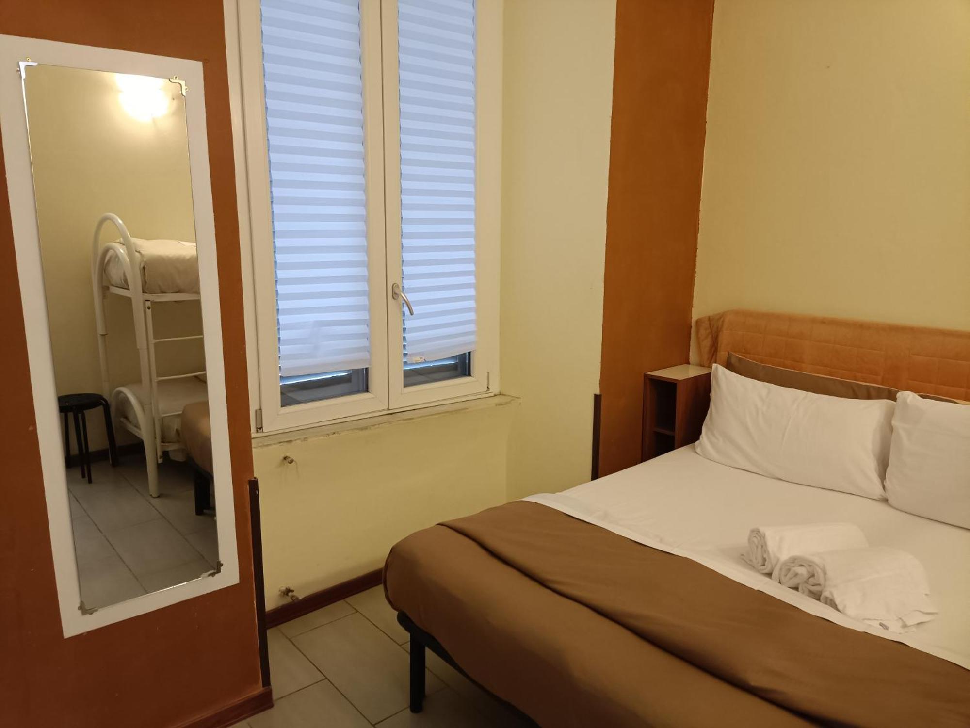 Enjoy Roma Bed & Breakfast Bagian luar foto