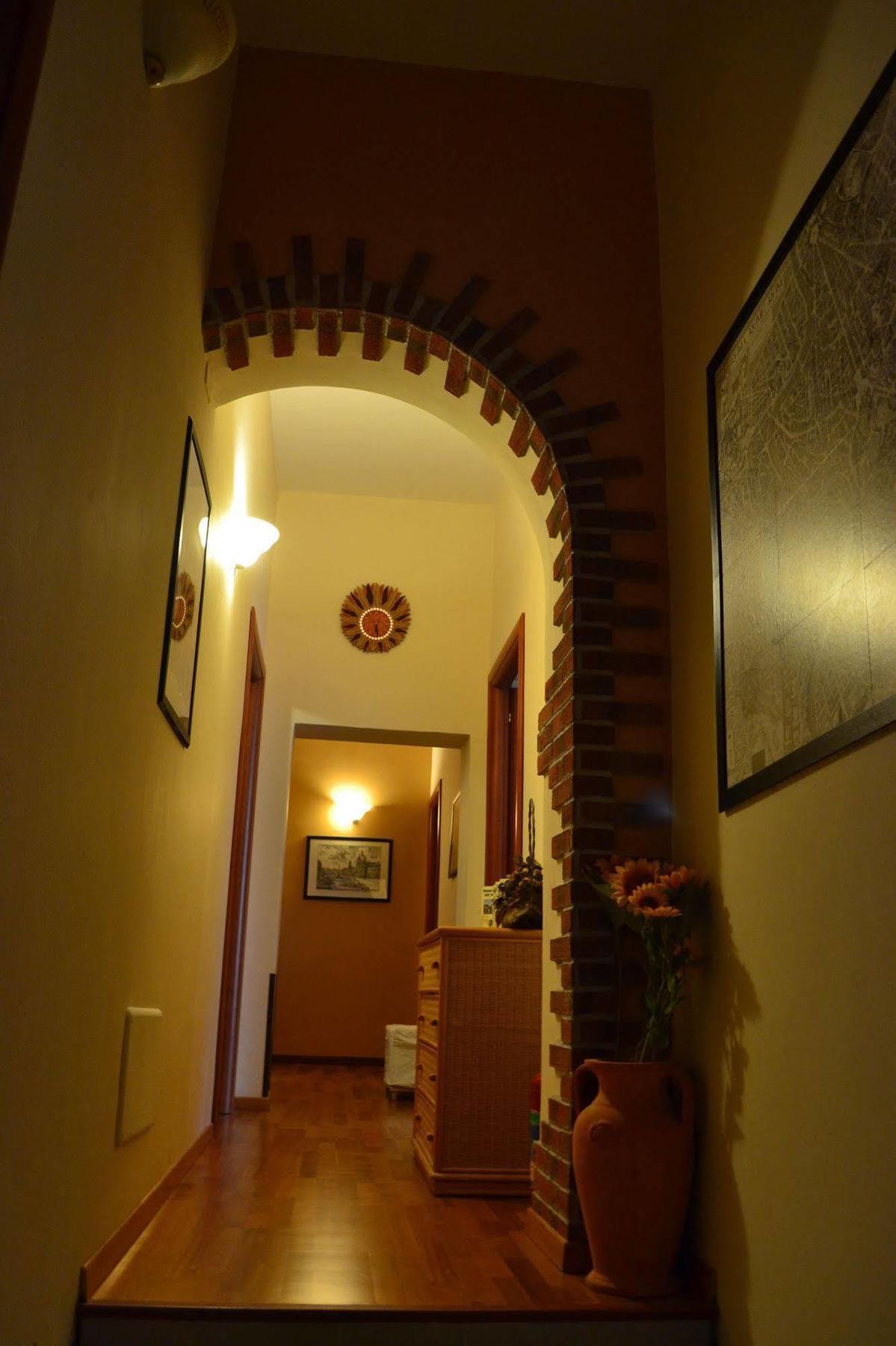 Enjoy Roma Bed & Breakfast Bagian luar foto